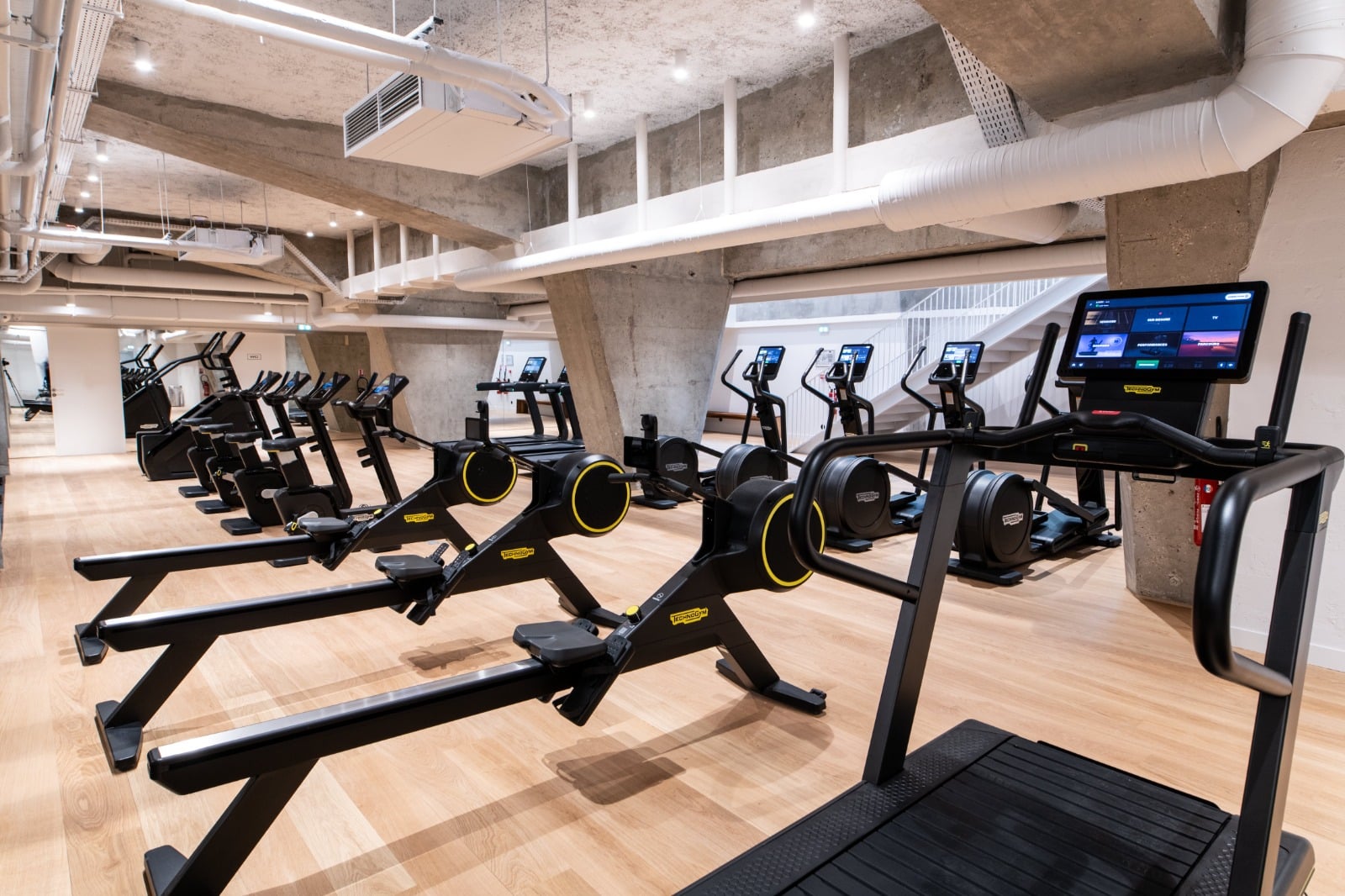 Coach sportif Paris : pourquoi votre corps ne change pas malgré le sport